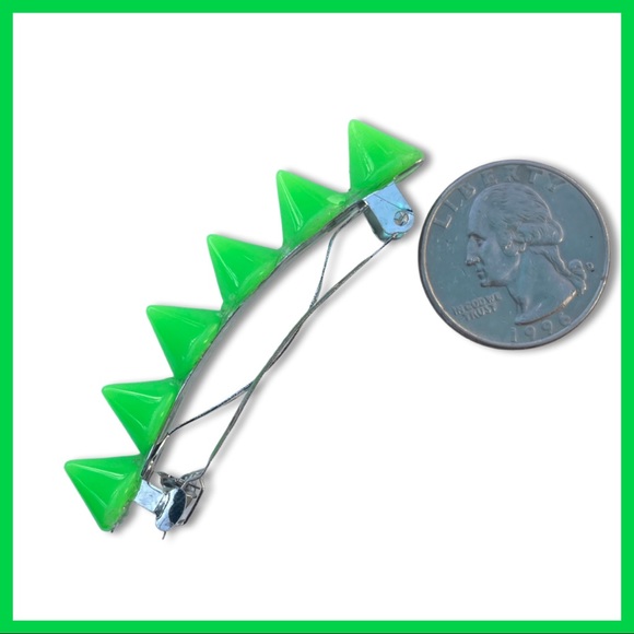 Neon Green Spike Hair Clip - Picture 3 of 5